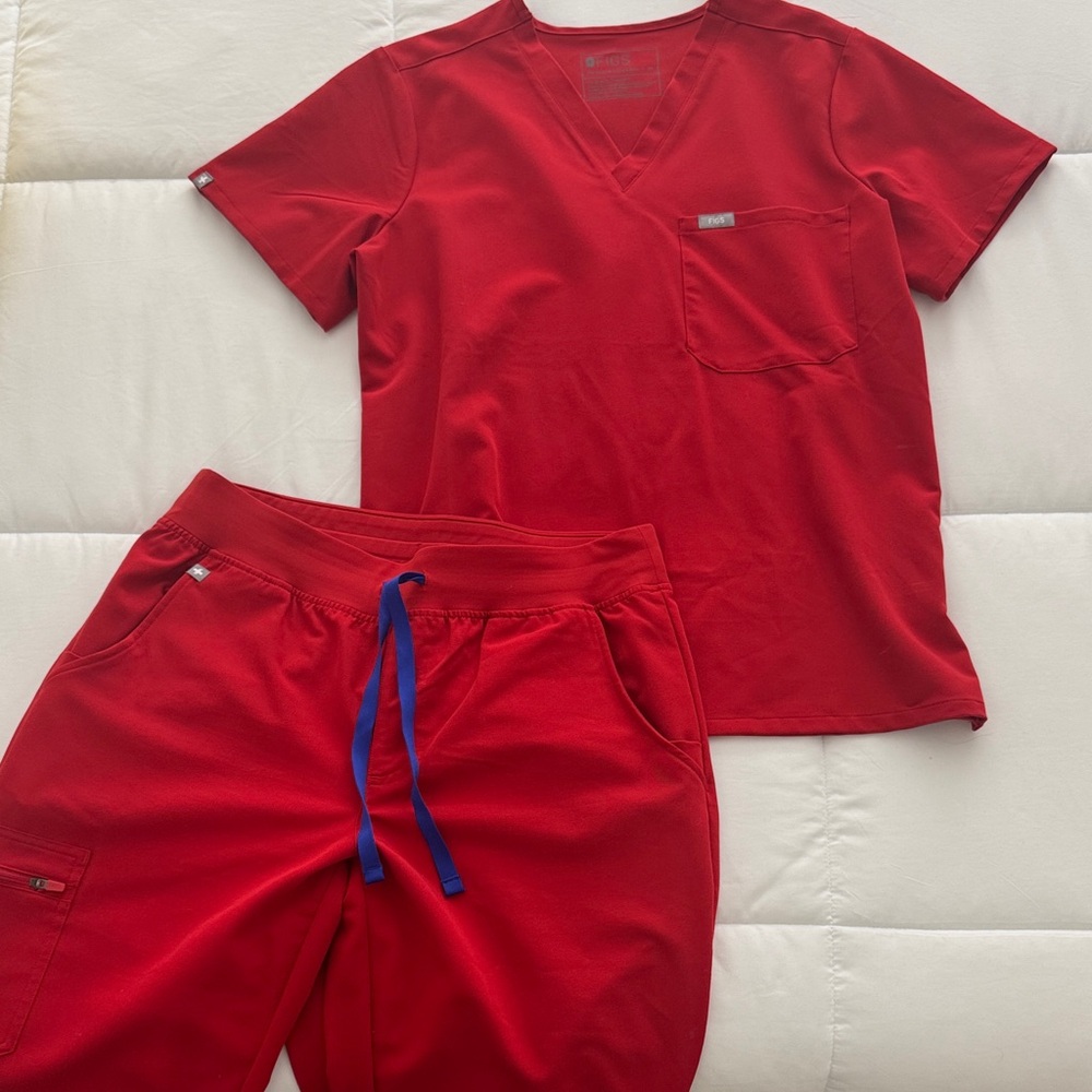 Women’s Winning Red Scrubs